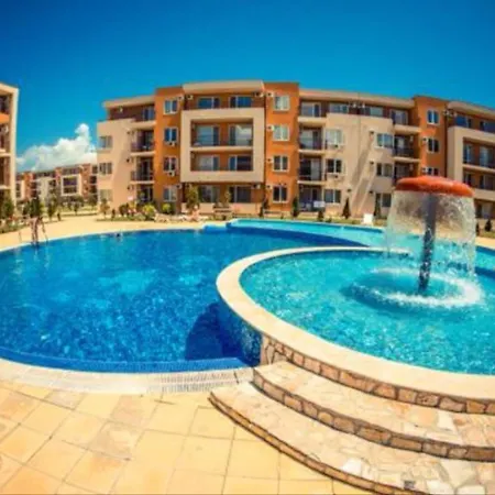 Fort Noks ساني بيتش